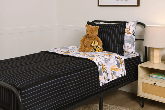 Into The Jungle Zipper Bedding